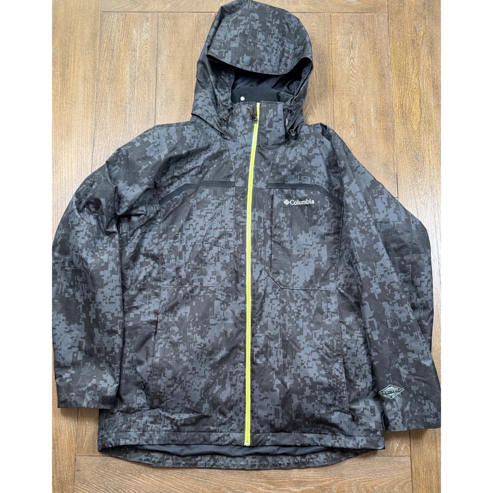 Columbia Omni-Tech Men's Large Digital Camo Waterproof Breathable Hooded Jacket